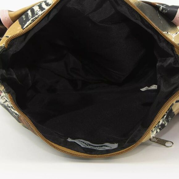 Woodland Creek Pink and Camouflage Crossbody Handbag - Picture 6 of 8